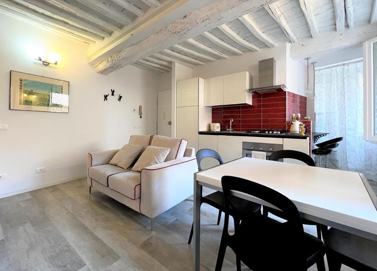 Casa Dany-At The Beginning Of The Main Street Siena Exterior foto