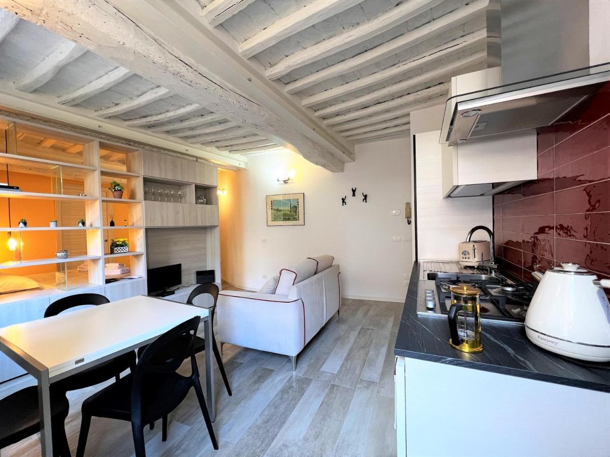 Casa Dany-At The Beginning Of The Main Street Siena Exterior foto