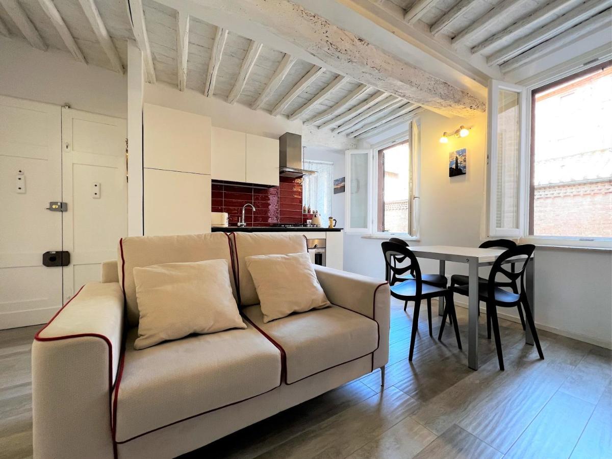 Casa Dany-At The Beginning Of The Main Street Siena Exterior foto